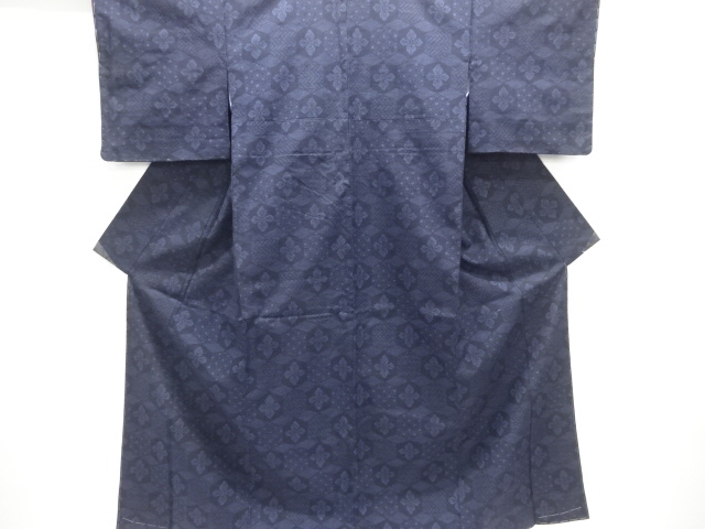 亀甲に花古典柄織り出し本真綿結城紬着物